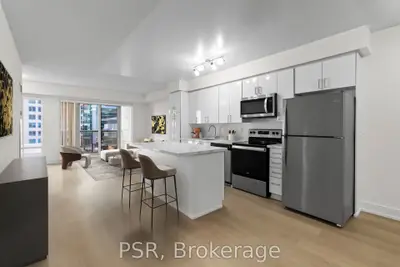 Condo Apartment in Toronto
