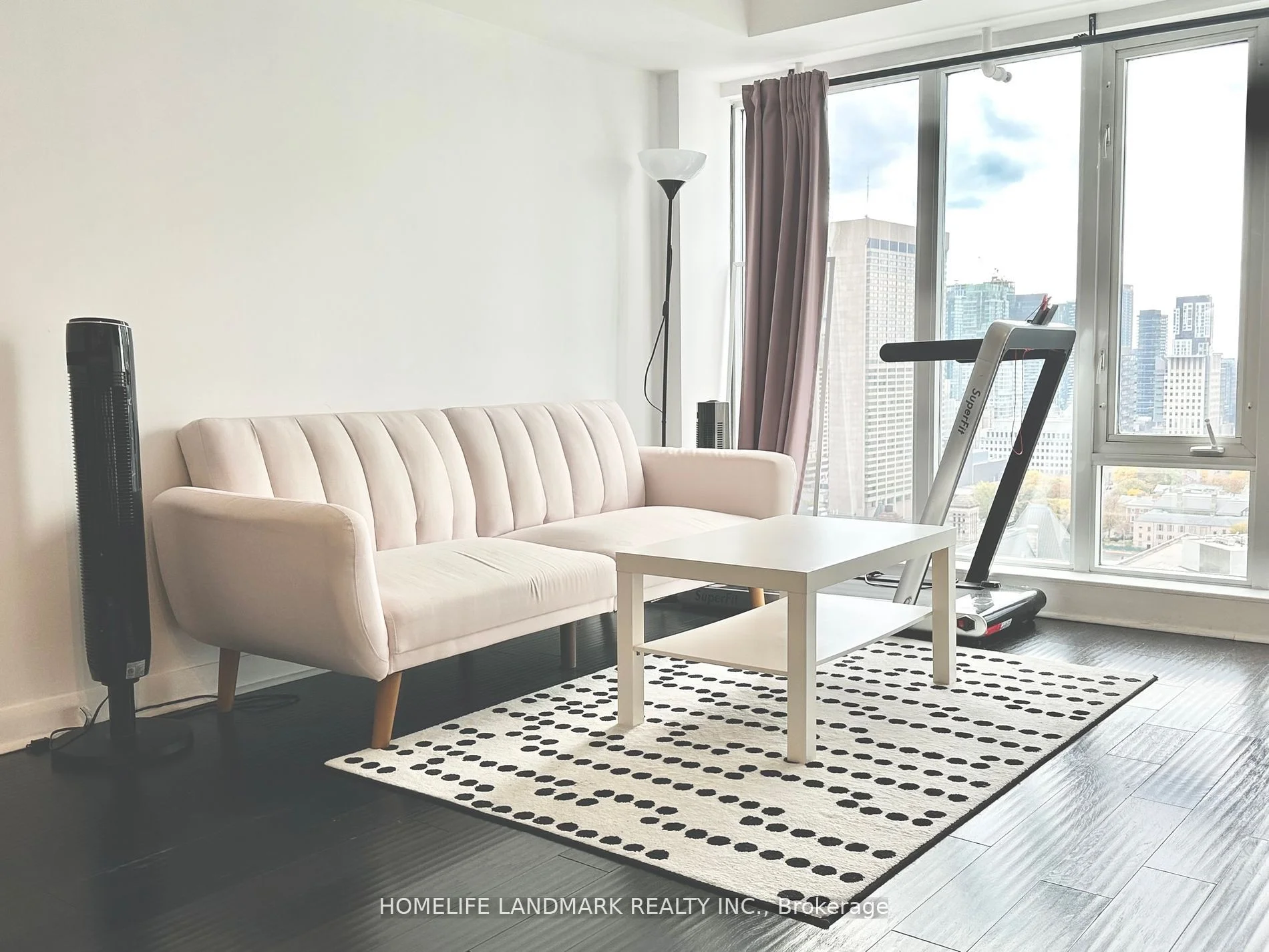 210 Victoria Street 2709, Toronto C08, On M5b 2r3