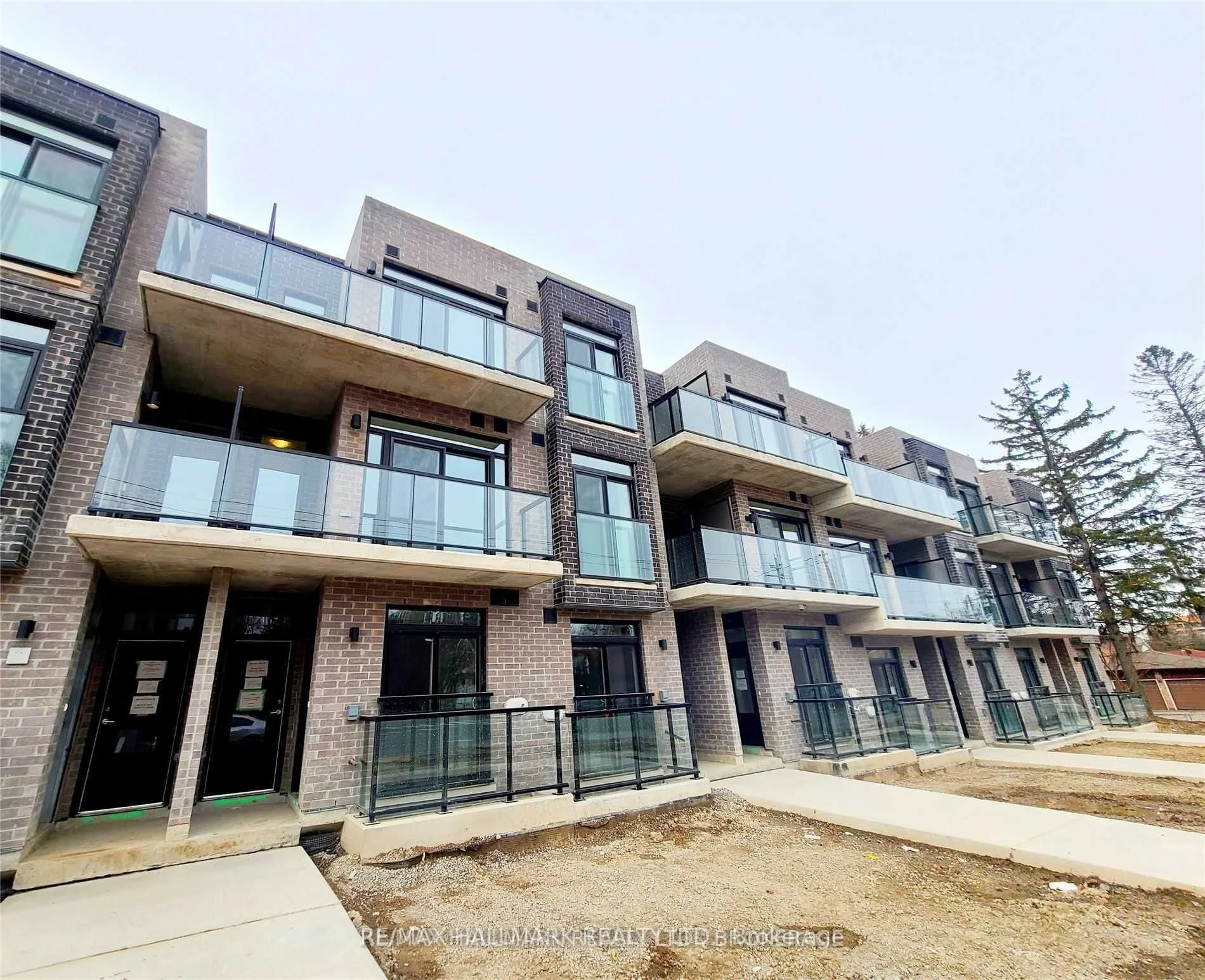 262 Finch Avenue E 8, Toronto C14, On M2n 0l3