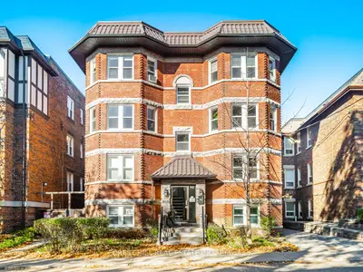 310 Lonsdale Road 03, Toronto C03, On M4v 1x4