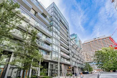 Condo Apartment in Toronto