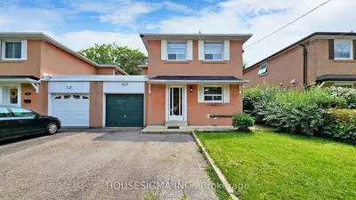 Detached in Toronto