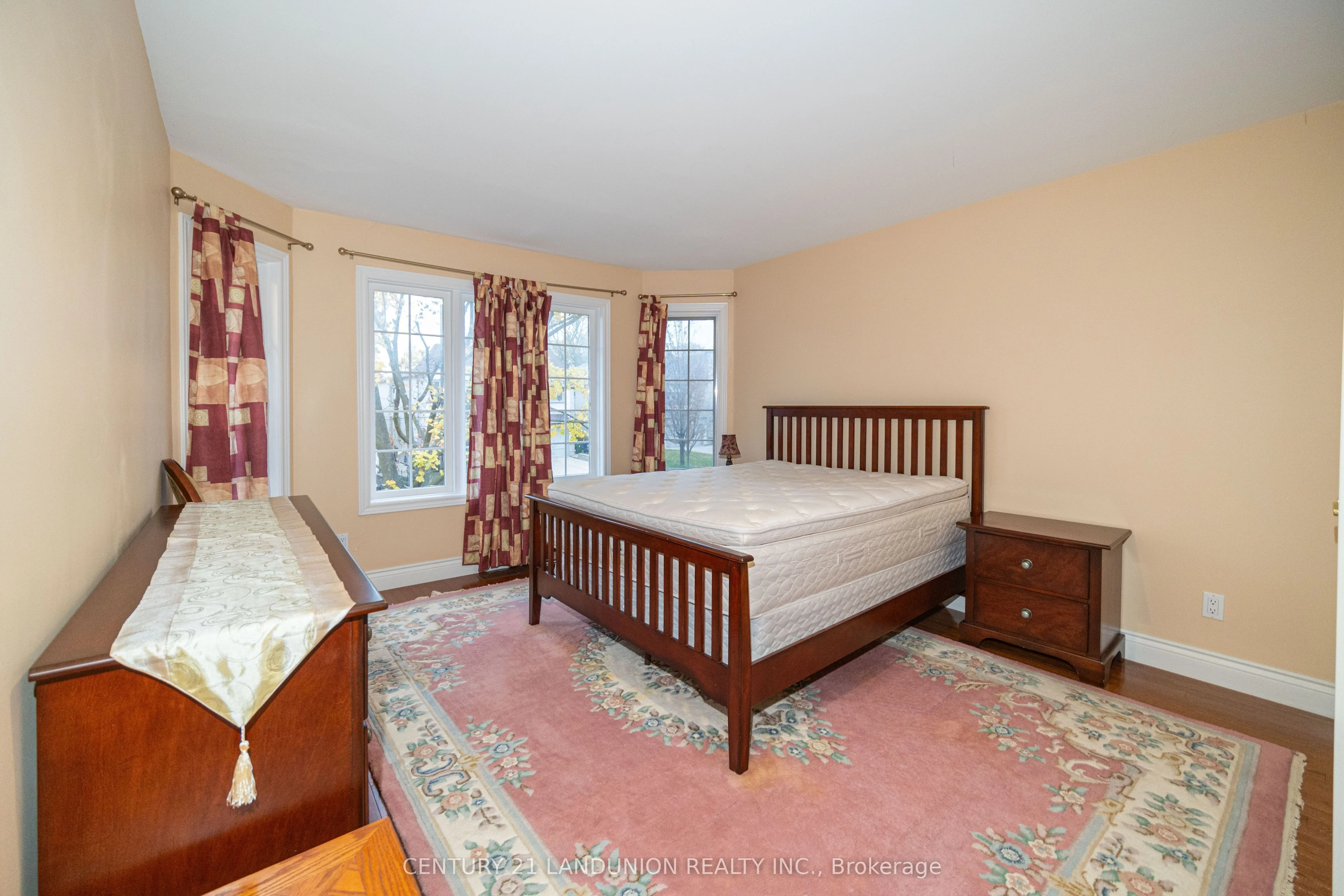 159 Elmwood Avenue, Toronto C14, ON M2N 3M3