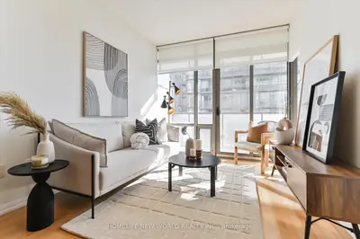 Condo Apartment in Toronto