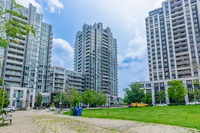 Condo Apartment in Toronto
