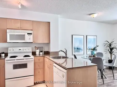 Condo Apartment in Toronto