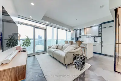 14 York Street 4406, Toronto C01, On M5j 0b1