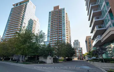 Condo Apartment in Toronto