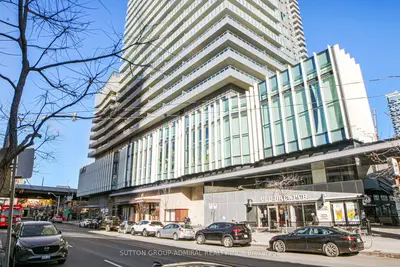 Condo Apartment in Toronto