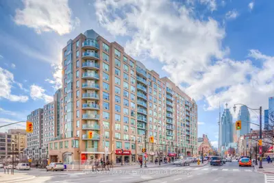 Condo Apartment in Toronto