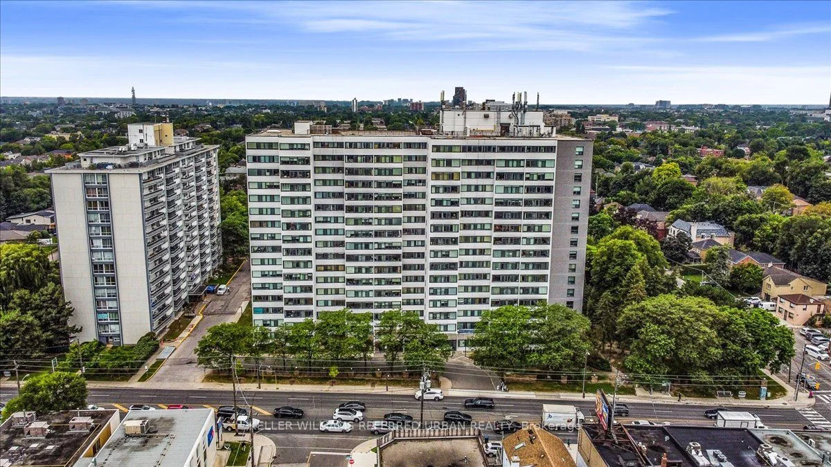 Condo Apartment in Toronto
