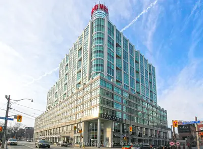Condo Apartment in Toronto