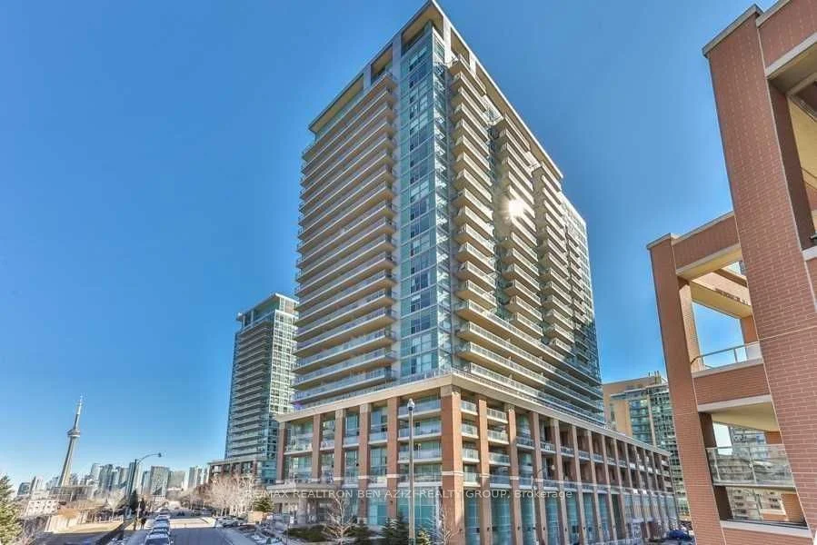 Condo Apartment in Toronto