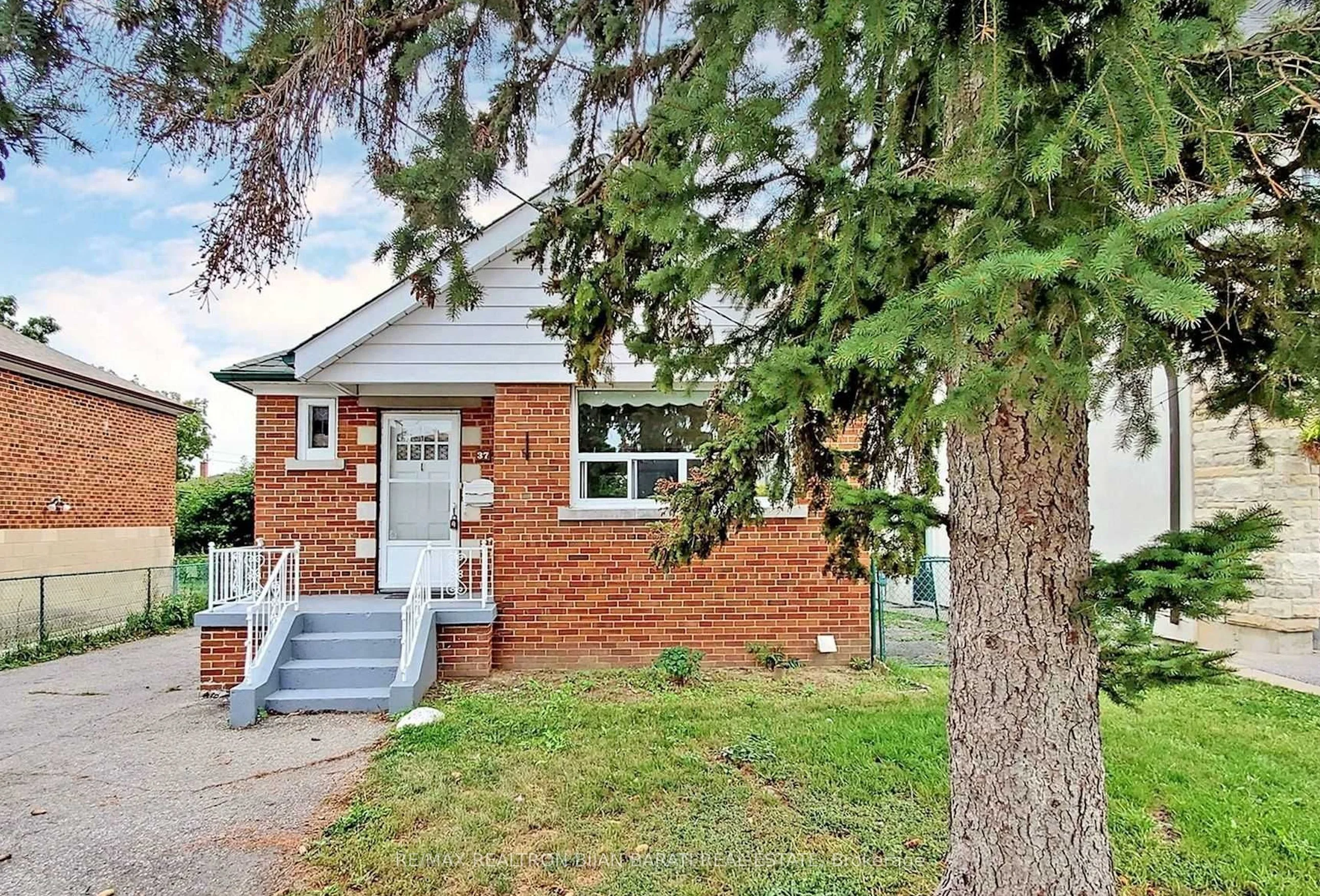 Detached in Toronto