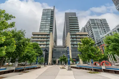Condo Apartment in Toronto