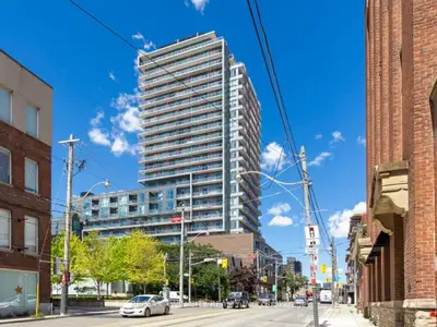 Condo Apartment in Toronto