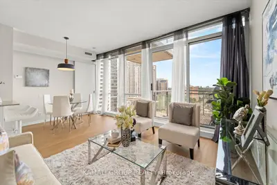 Condo Apartment in Toronto