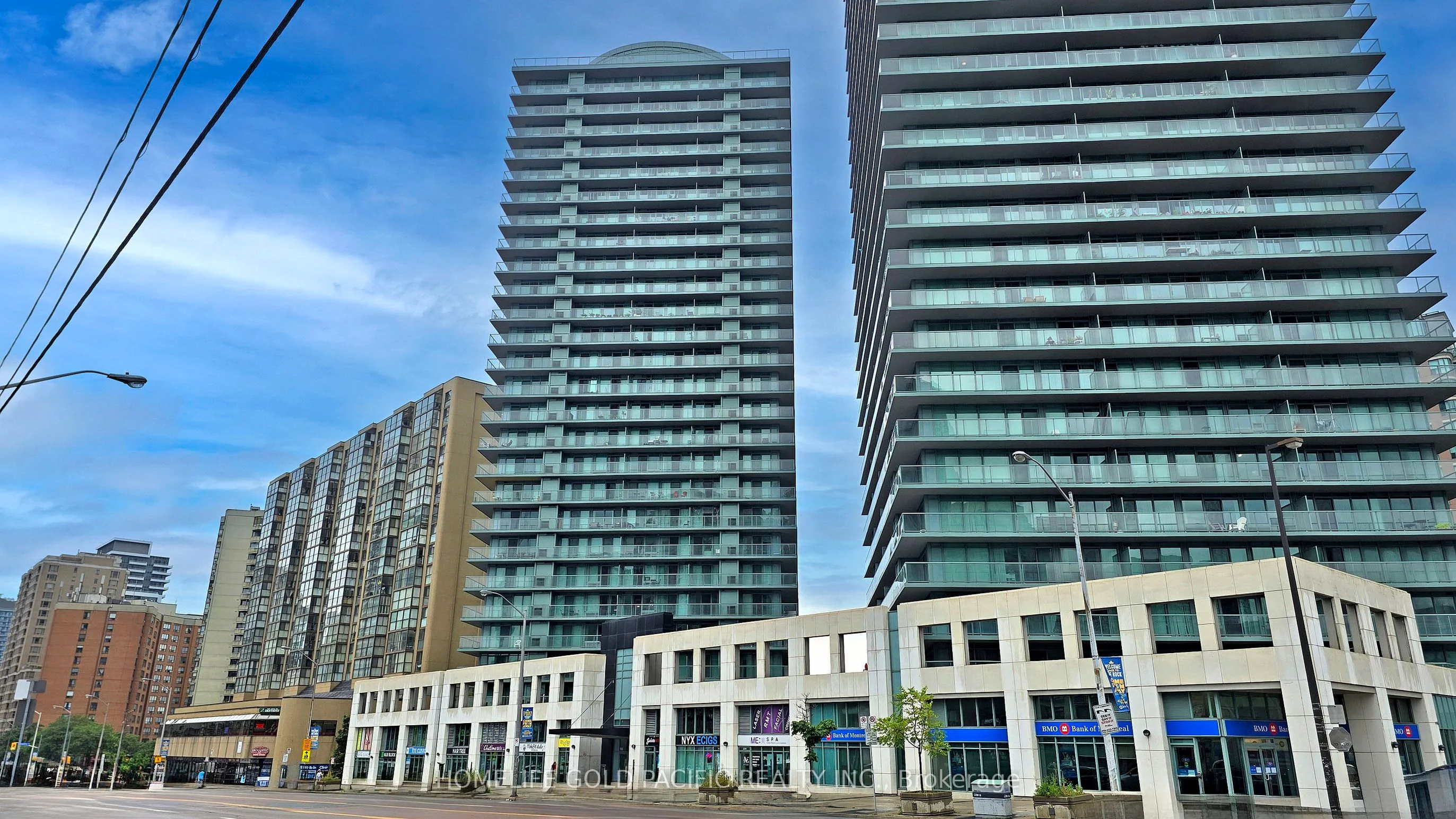 Condo Apartment in Toronto
