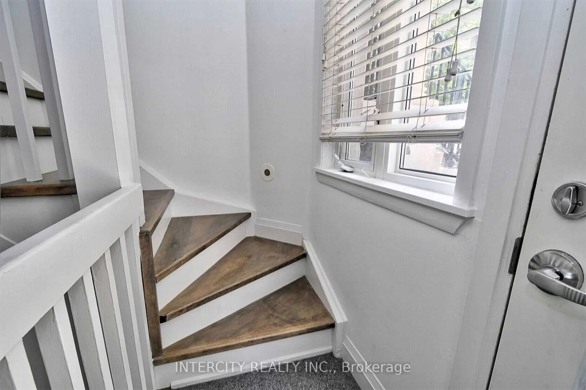 50 Western Battery Road 925, Toronto C01, ON M6K 3P1