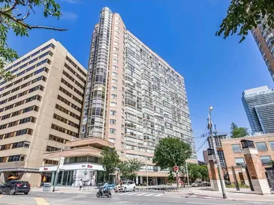 Condo Apartment in Toronto