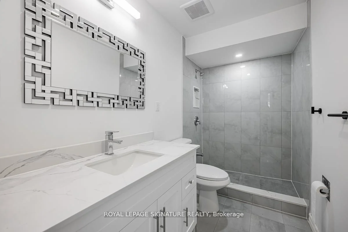 54 Tuscarora Drive A/Upper, Toronto C15, ON M2H 2K3