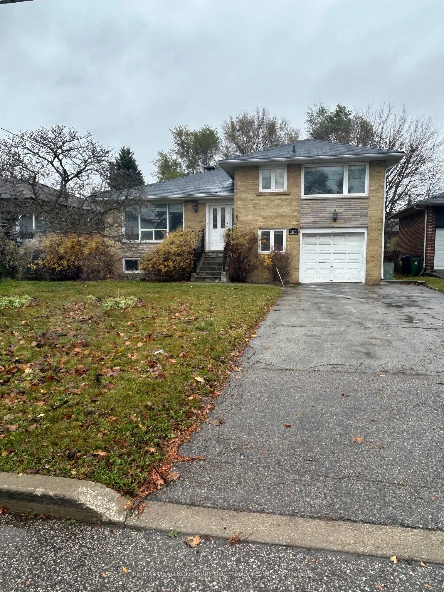 181 Pannahill Road, Toronto C06, On M3h 4n6