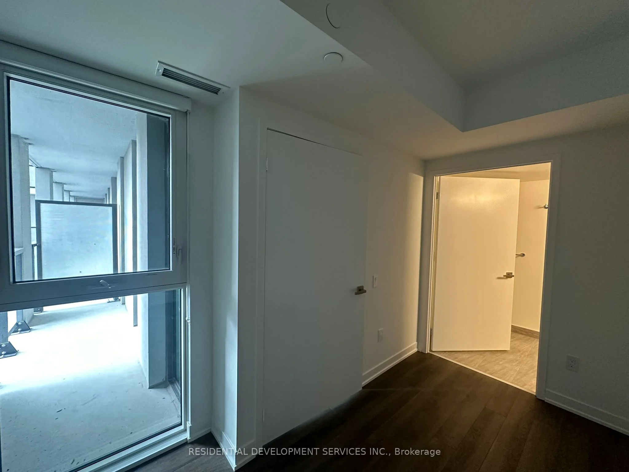 500 Wilson Avenue 727, Toronto C06, ON M3H 0E5