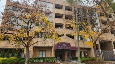 Condo Apartment in Toronto