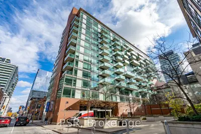 Condo Apartment in Toronto