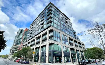 Condo Apartment in Toronto