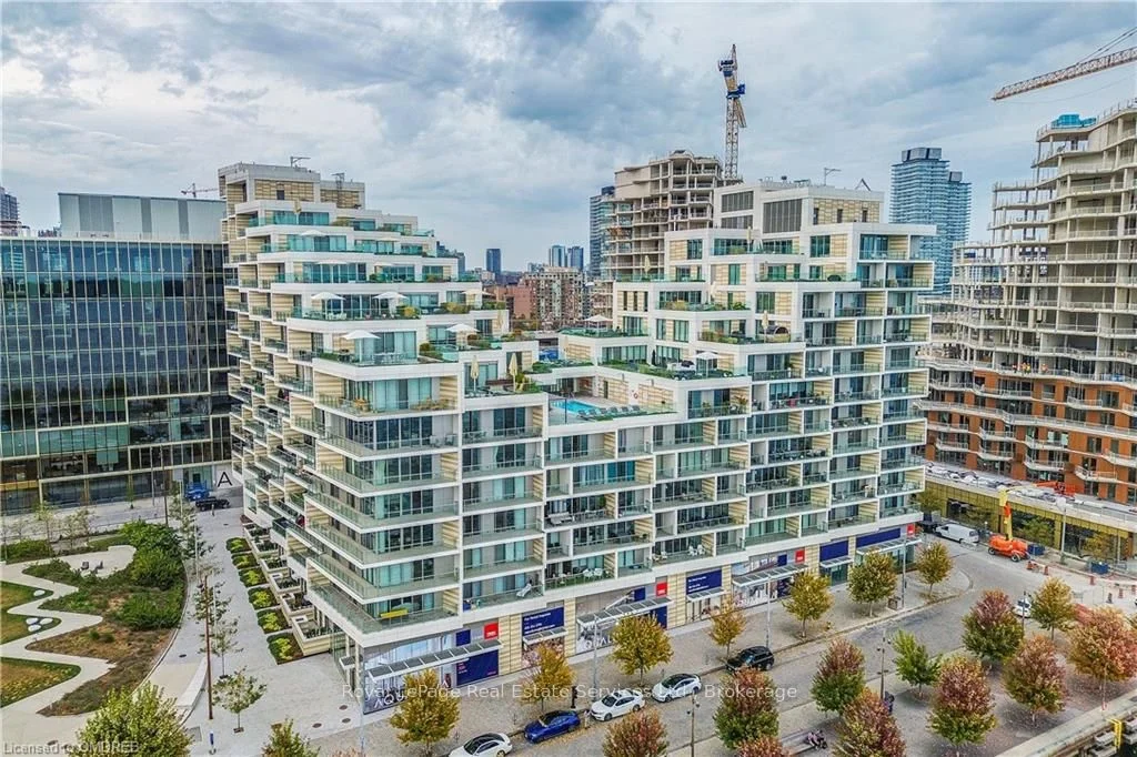#101 118 MERCHANTS' WHARF, Toronto C08, ON, M5A 0L3