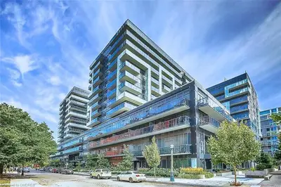 1030 King Street W 312, Toronto C01, ON M6K 0B4