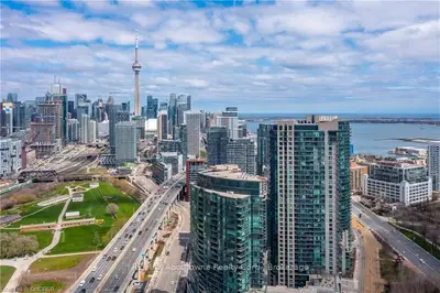 219 FORT YORK Boulevard 2803, Toronto C01, ON M5V 1B1