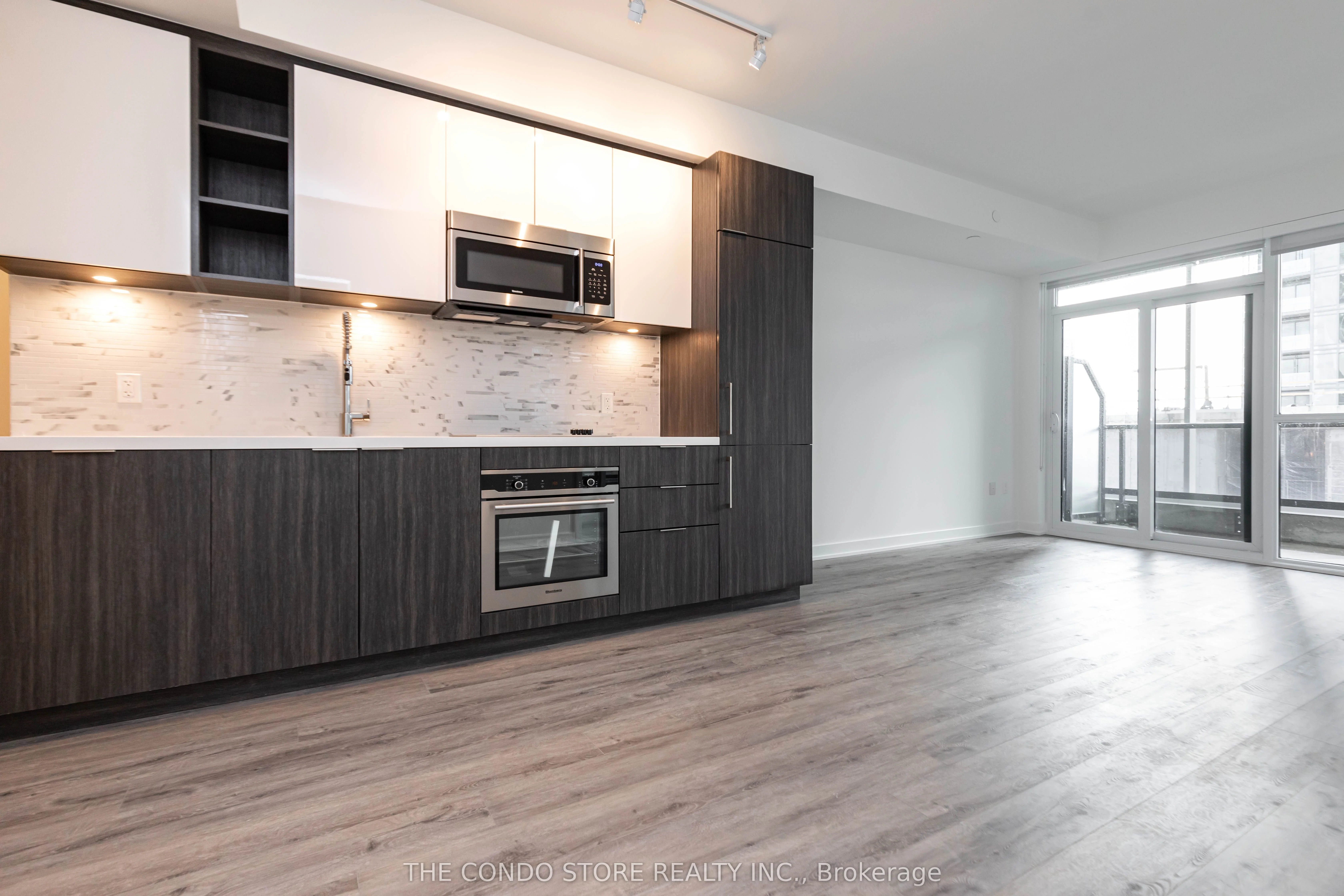 50 Ordnance Street 602, Toronto C01, ON M6K 1A2
