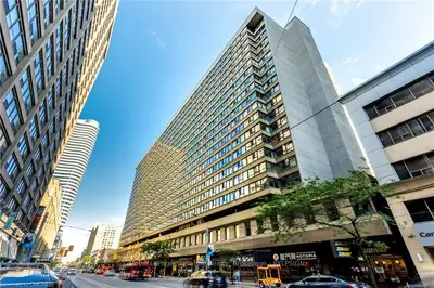 45 CARLTON Street 1807, Toronto C08, ON M5B 2H9