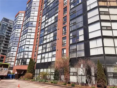 705 KING Street W 912, Toronto C01, ON M5V 2W8