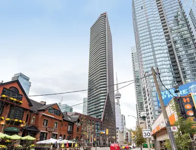 Condo Apartment in Toronto