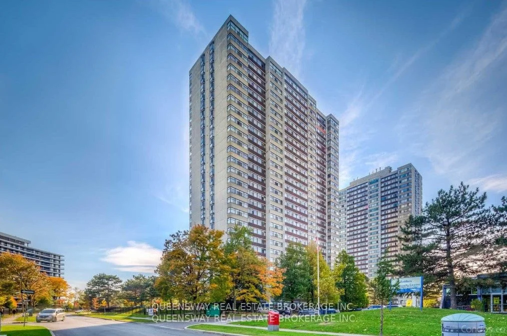 Common Element Condo in Toronto