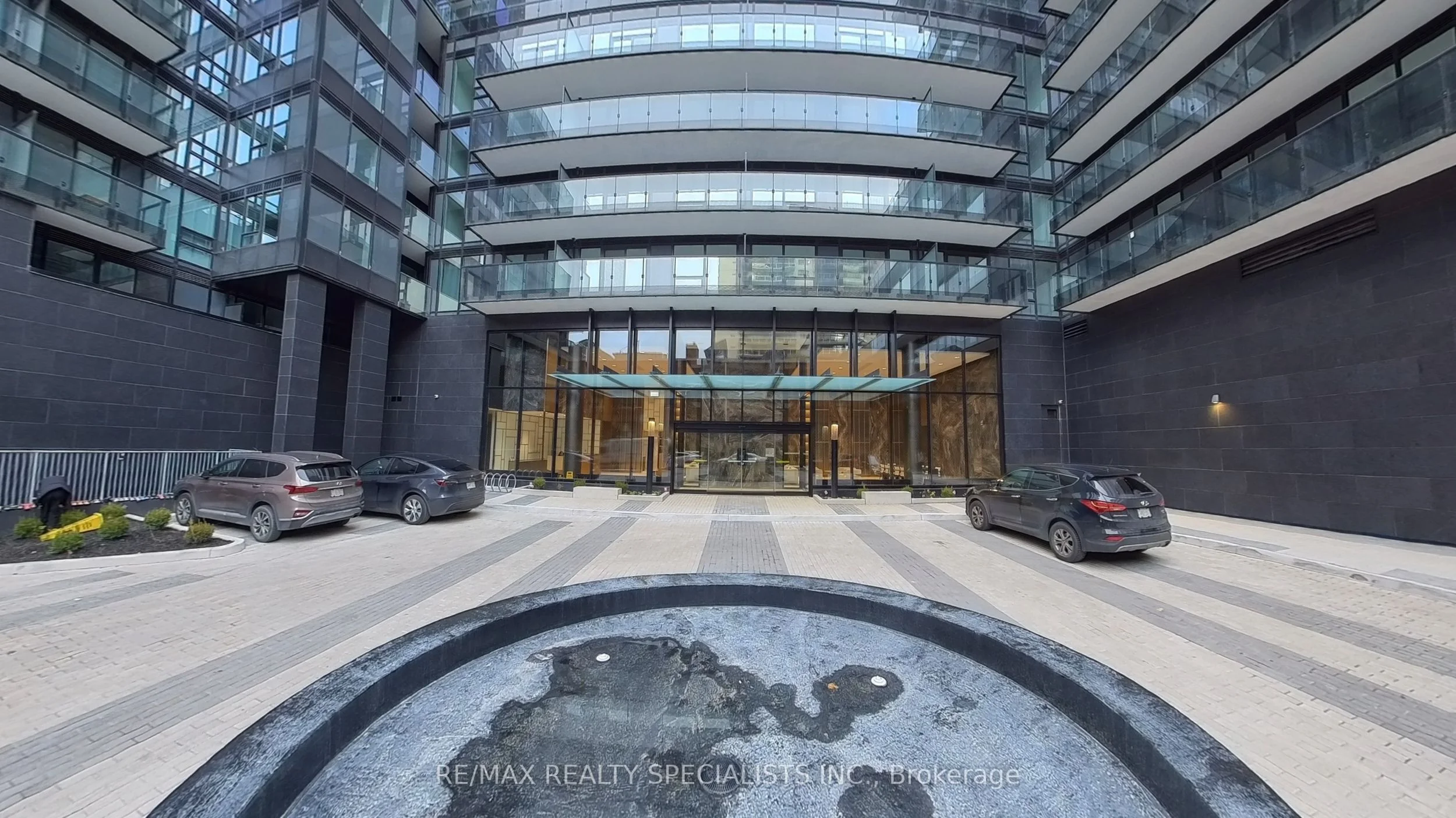 127 Broadway Avenue S 1701, Toronto C10, On M4v 1p4