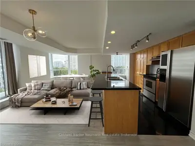 300 Balliol Street 812, Toronto C10, On M4s 3g6