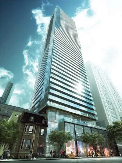 15 Grenville Street 2811, Toronto C01, On M4y 0b9