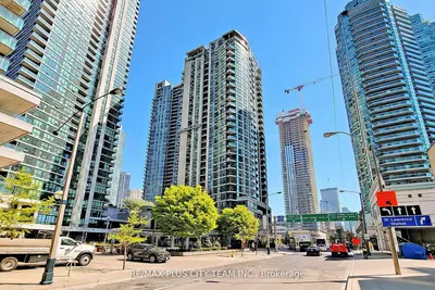 Condo Apartment in Toronto