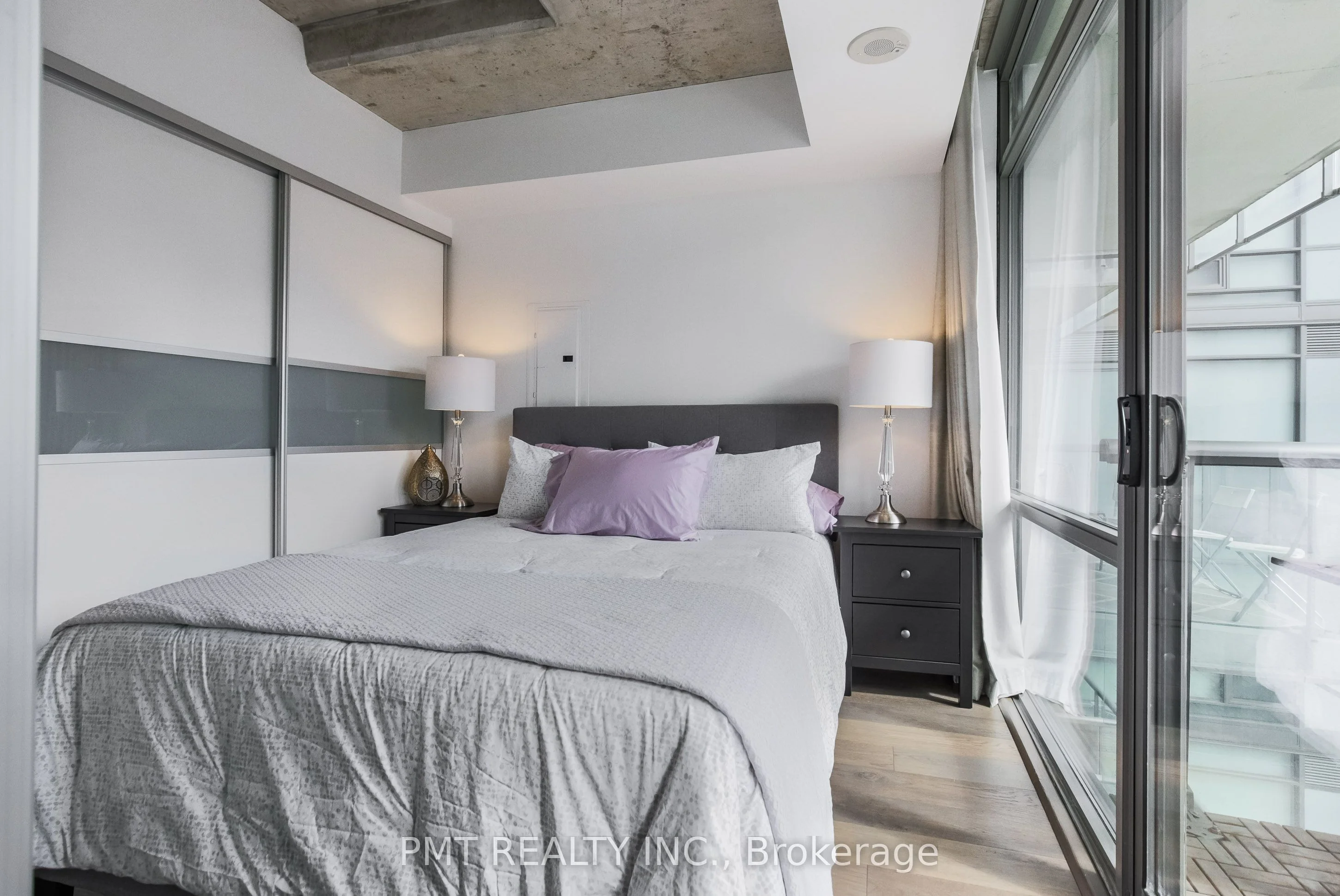 55 Stewart Street 503, Toronto C01, ON M5V 2V1