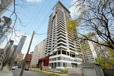 Common Element Condo in Toronto