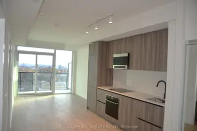 Condo Apartment in Toronto