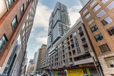 Condo Apartment in Toronto