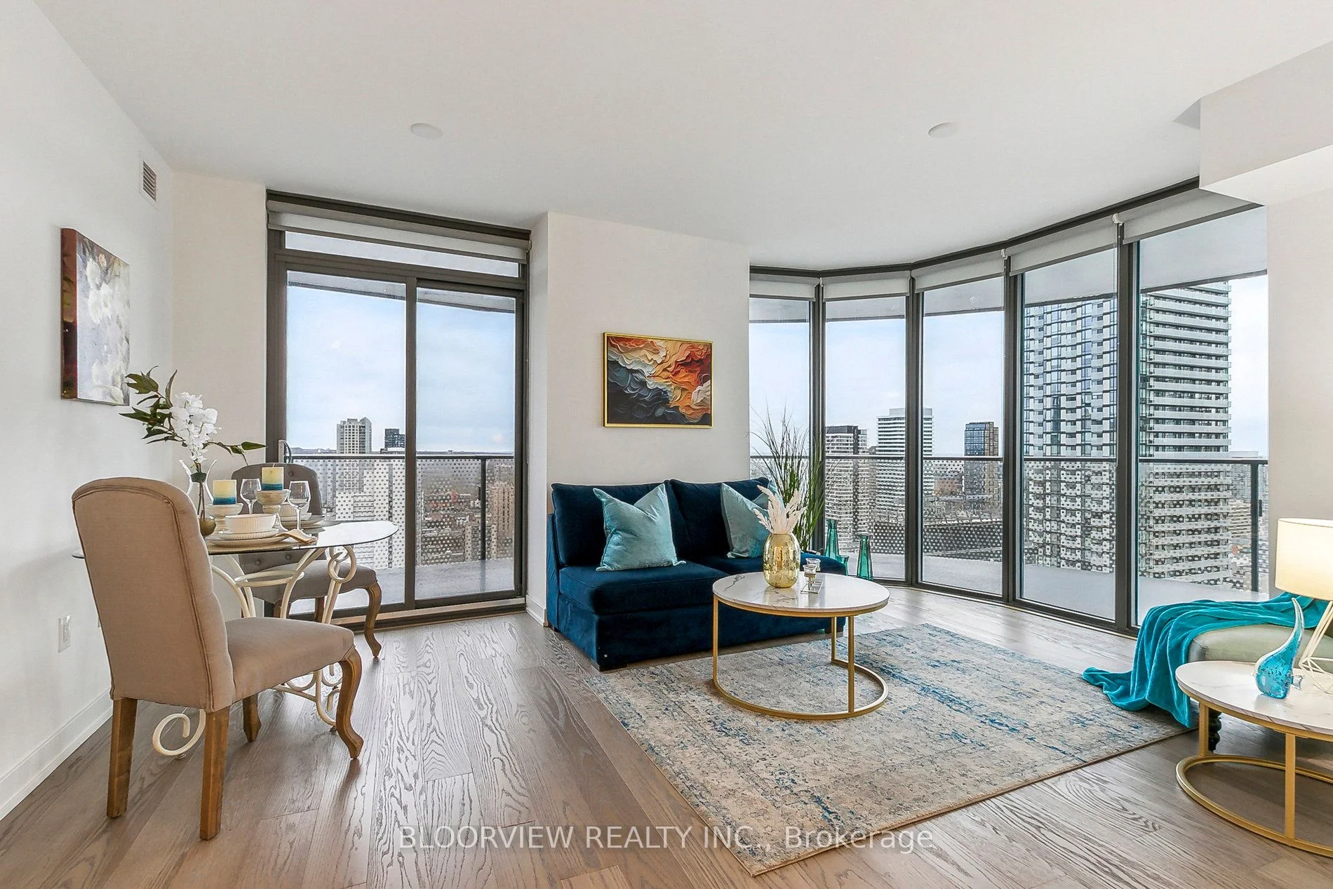 11 Wellesley Street W 3102, Toronto C01, On M4y 0g4