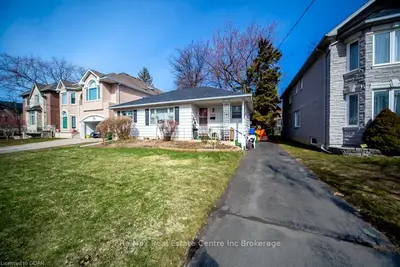 340 KINGSDALE Avenue, Toronto C14, ON M2N 3X6