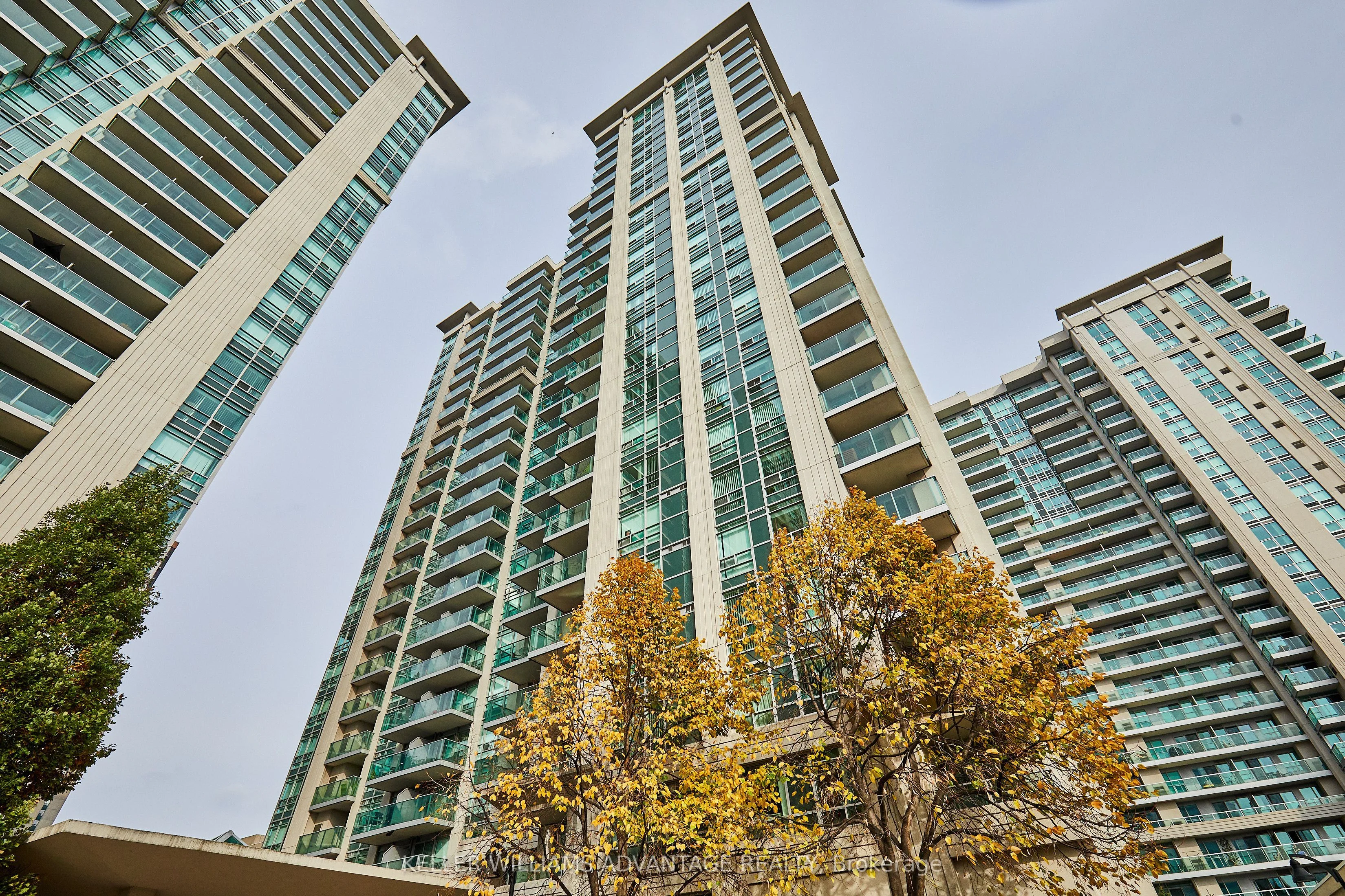 Condo Apartment in Toronto