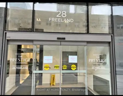 Condo Apartment in Toronto